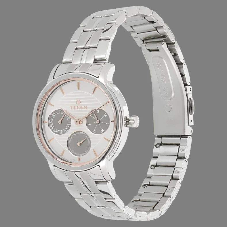 TITAN 2589SM01 Universal Watch Company