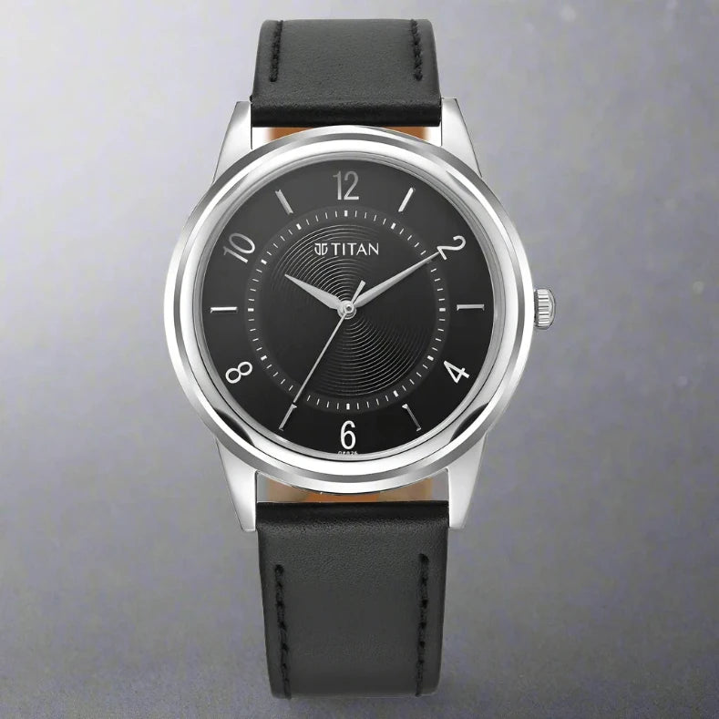 Titan black watch for men – TITAN 1638SL02 offers timeless style with its matte black dial and genuine leather strap.