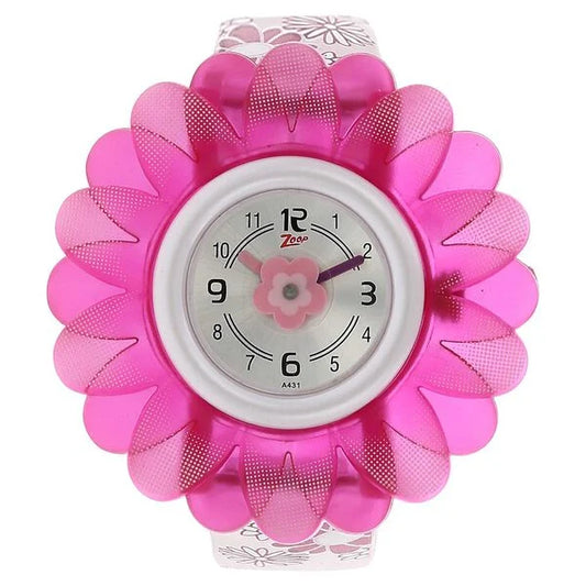 Front view of Zoop Analog Silver Dial Plastic Strap Watch for Kids showing the titan zoop watch time set on 10:10.