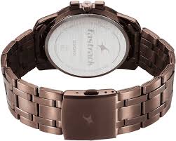 Fastrack 3314QM02F men's analog watch featuring a classic black dial, gold-tone stainless steel case, and a stylish gold mesh strap. A sophisticated and modern timepiece for any occasion.