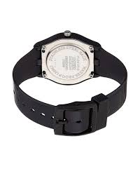 Sleek and affordable PA MAXIMA wristwatch for daily wear