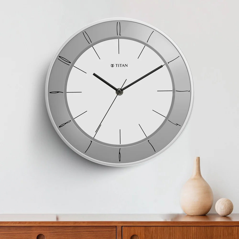 TITAN WALL CLOCK NTW0010PA02