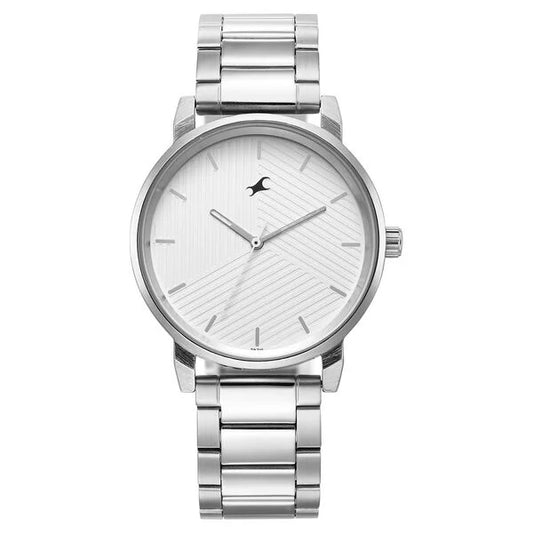 Fastrack 3278SM04 men's analog watch with a stylish black dial, silver-tone stainless steel case, and matching metal strap. A modern and sleek timepiece perfect for any occasion.